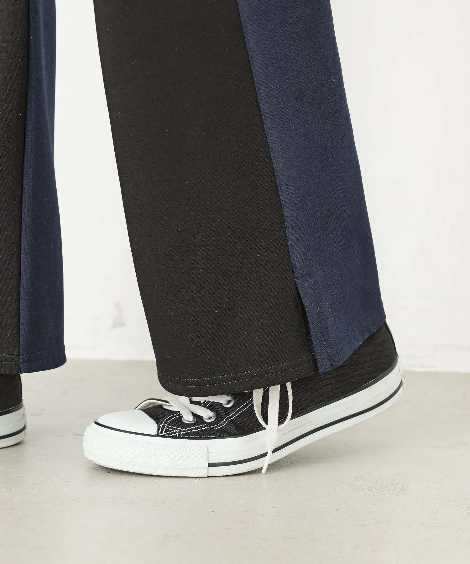BICOLOR EASY PANTS MILKFED.