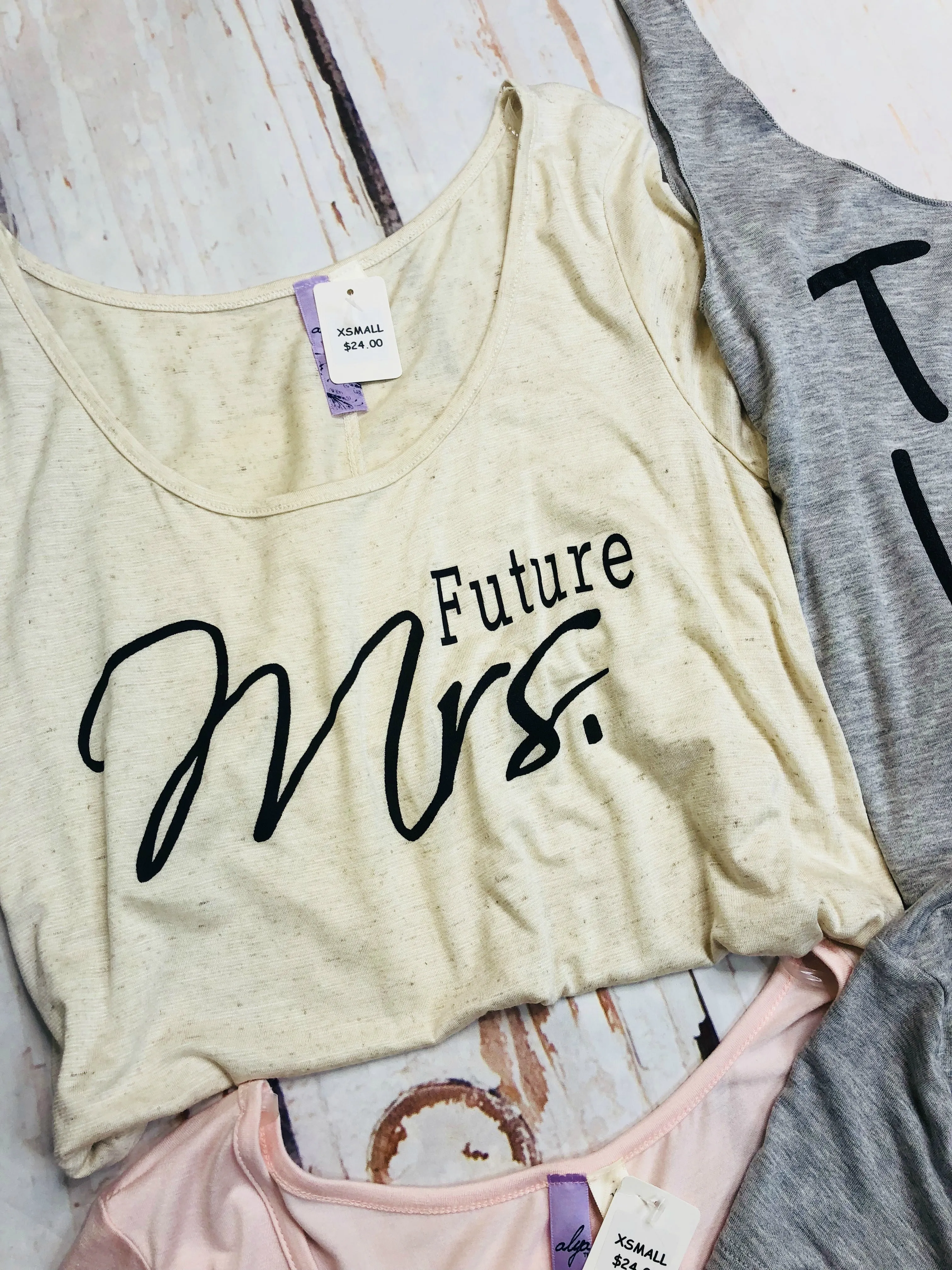 Future Mrs. Short Sleeve Graphic Tee: Oatmeal